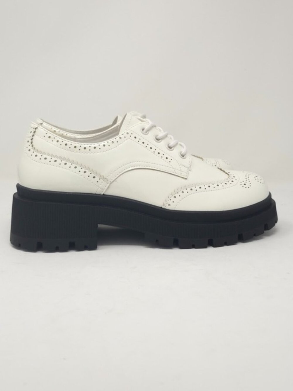 White Chunky Faux Leather Platform Oxford Lace Up Lug Sole Brogue - Picture 3 of 10